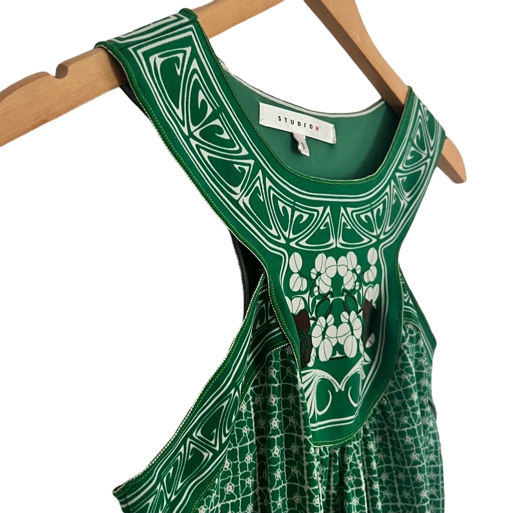 Studio M Green Floral Scoop Neck Tank Top Size S - Picture 4 of 6